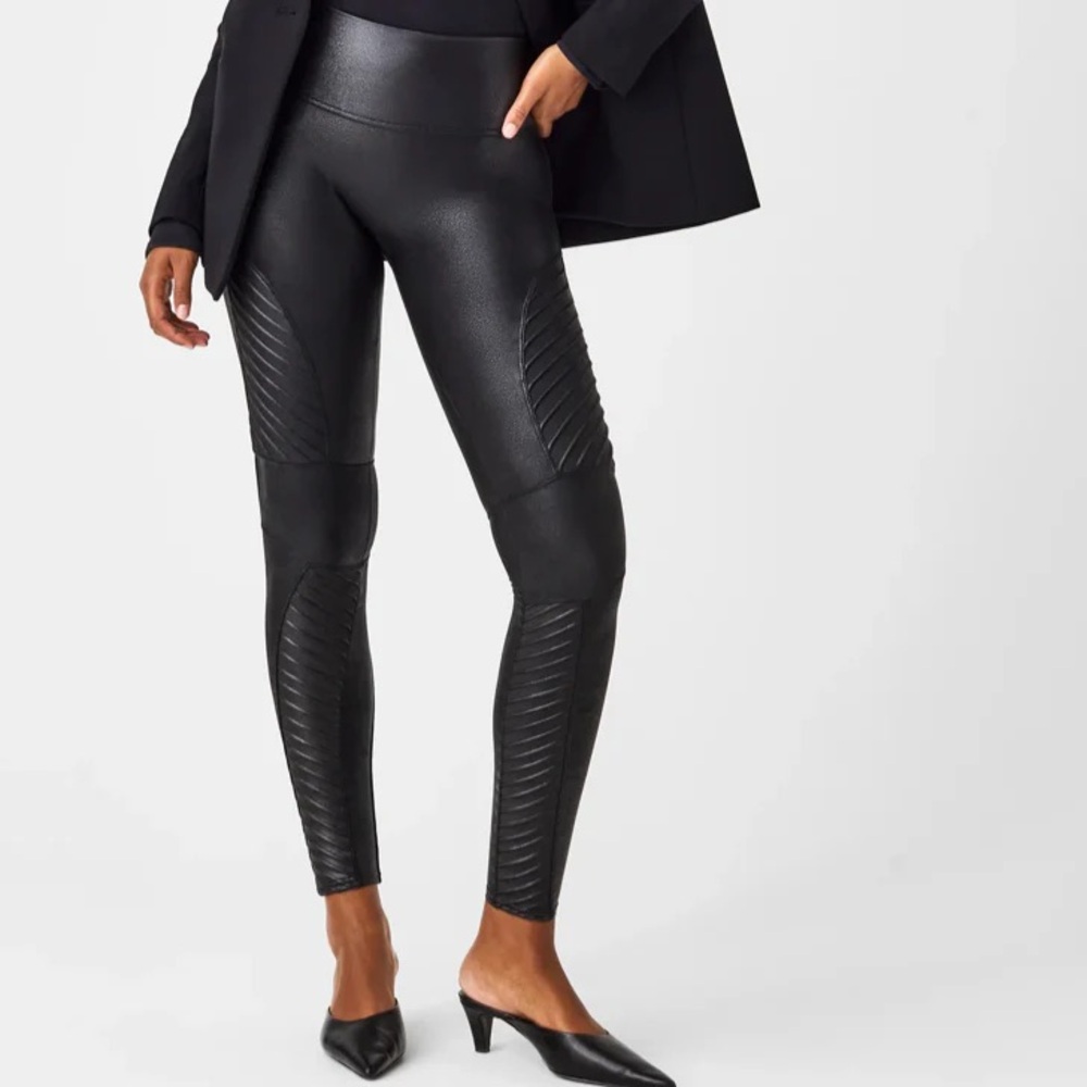 Spanx‎ Faux Leather Moto Leggings | Black | Size Medium Petite